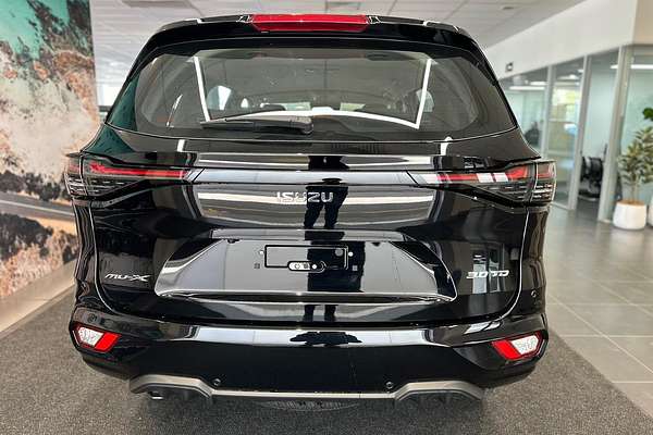 2025 Isuzu MU-X LS-M