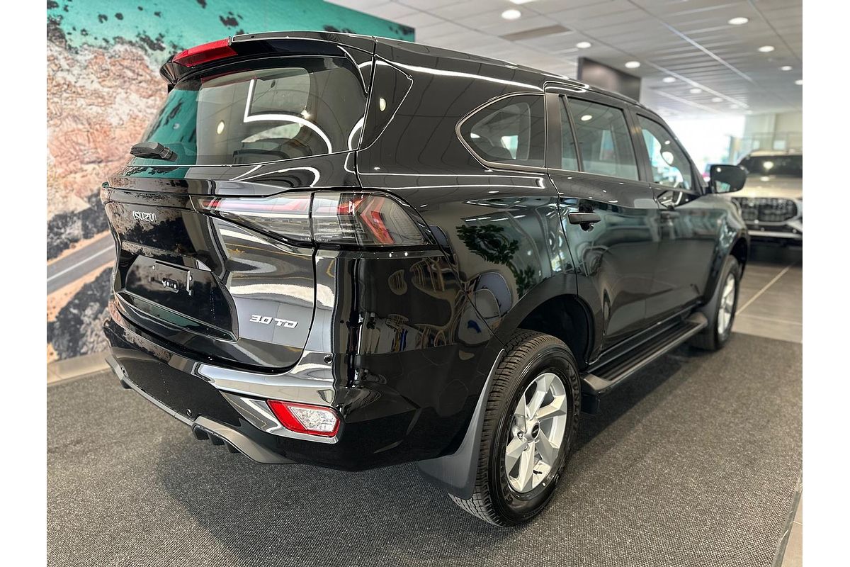 2025 Isuzu MU-X LS-M