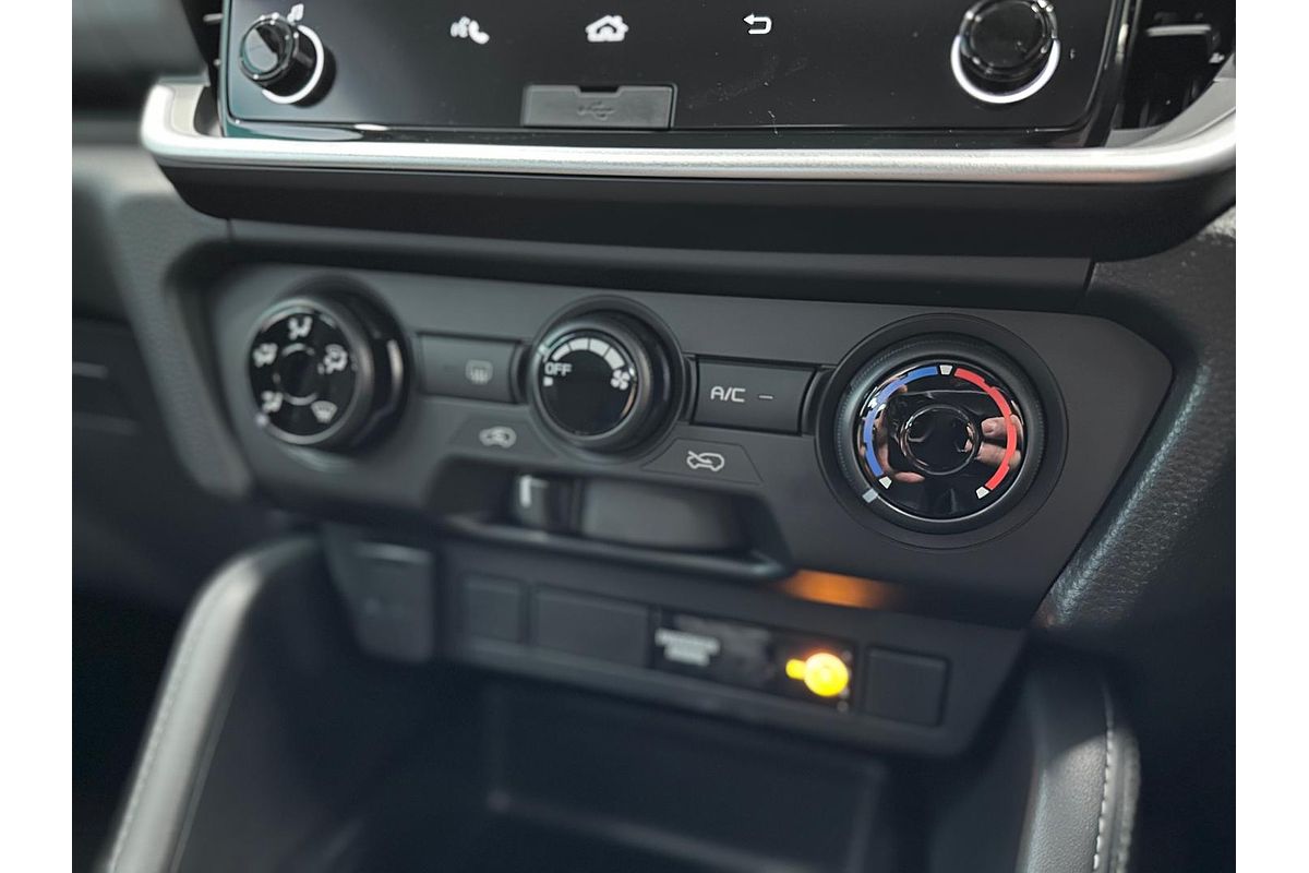 2025 Isuzu MU-X LS-M