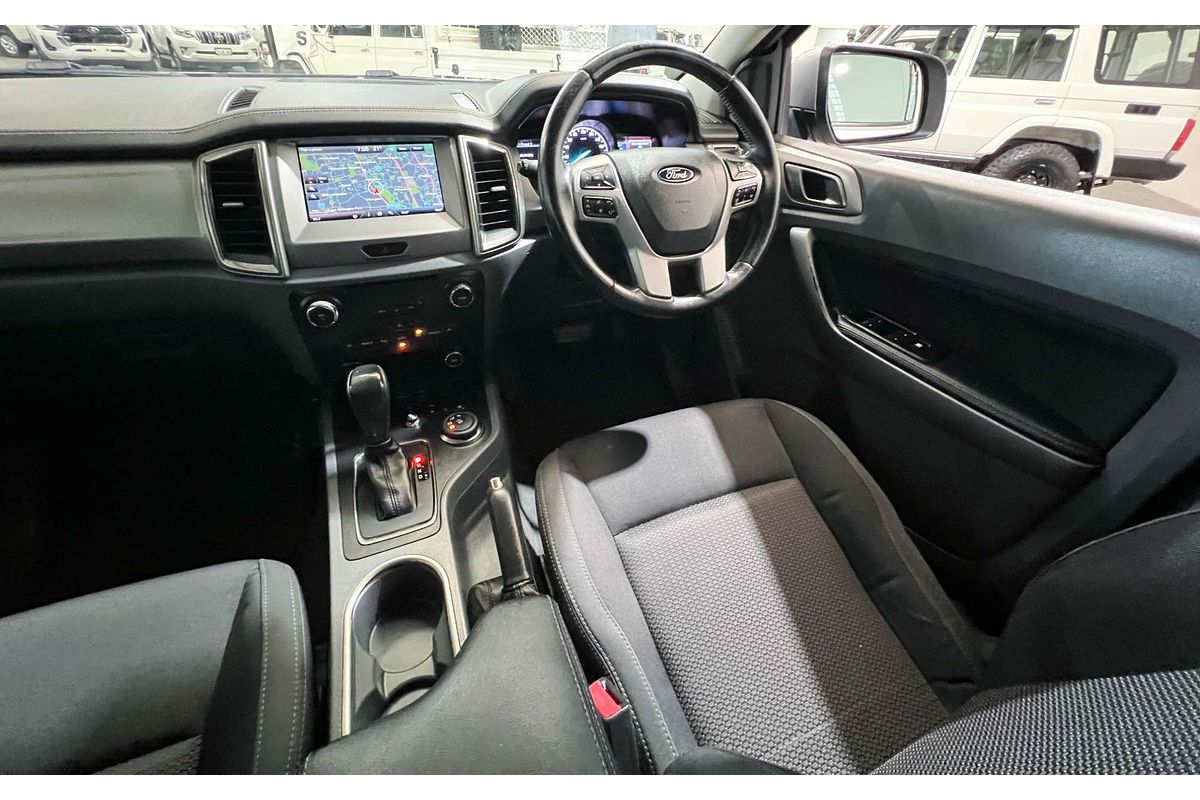 2016 Ford Everest Trend UA