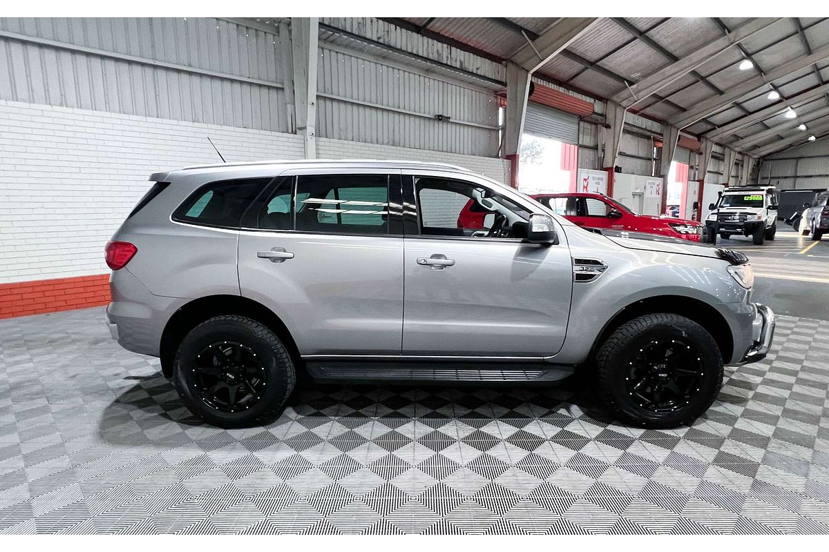 2016 Ford Everest Trend UA