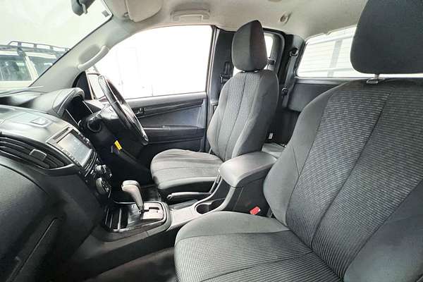2019 Isuzu D-MAX SX High Ride Rear Wheel Drive