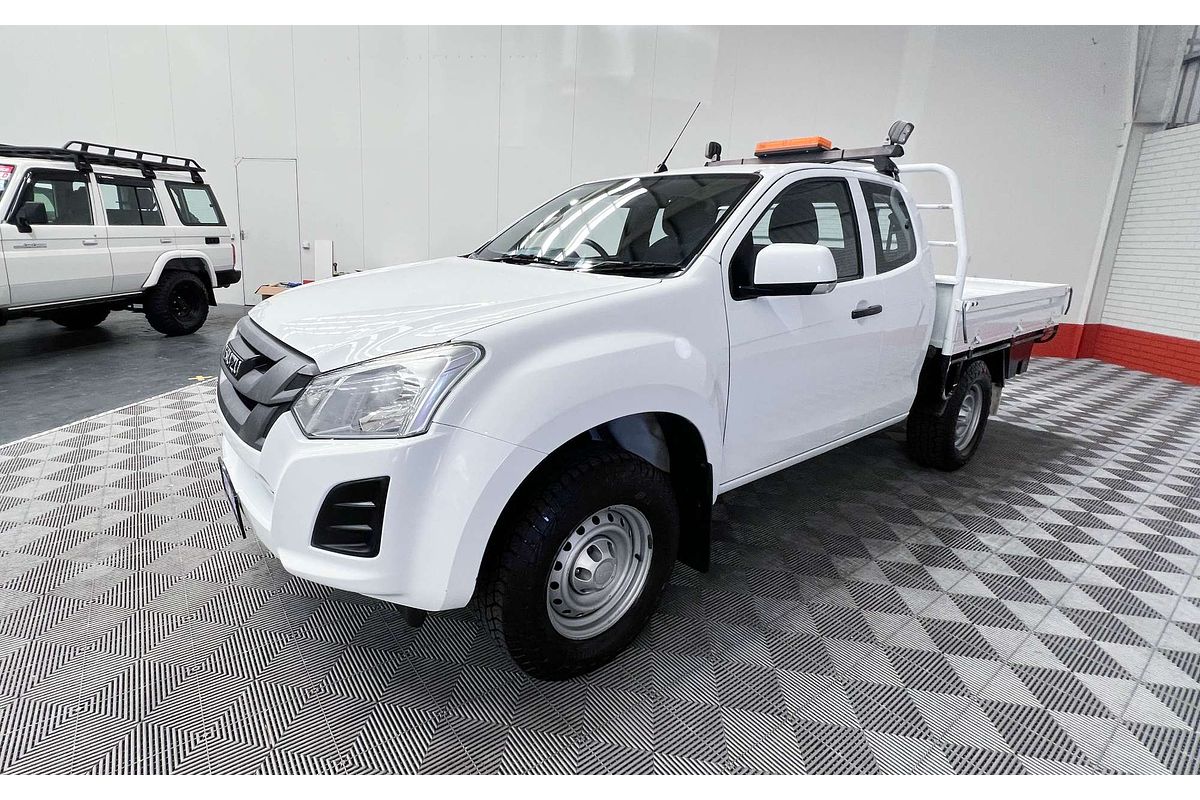 2019 Isuzu D-MAX SX High Ride Rear Wheel Drive
