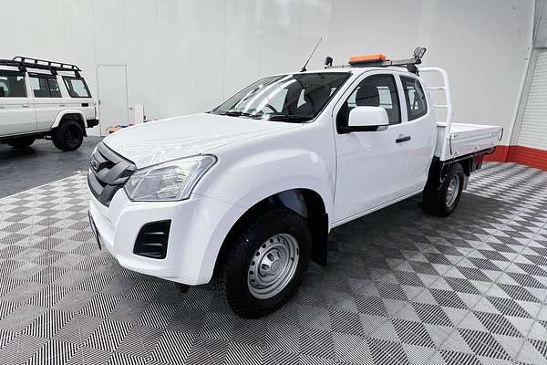 2019 Isuzu D-MAX SX High Ride Rear Wheel Drive