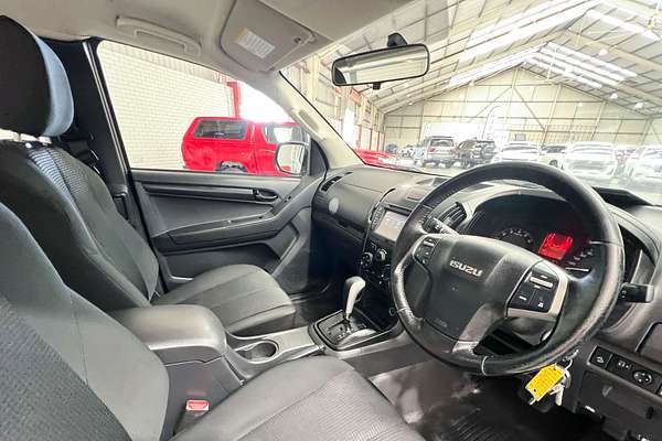 2019 Isuzu D-MAX SX High Ride Rear Wheel Drive