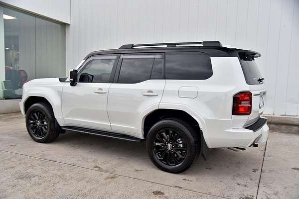 2024 Toyota Landcruiser Prado Kakadu GDJ251R