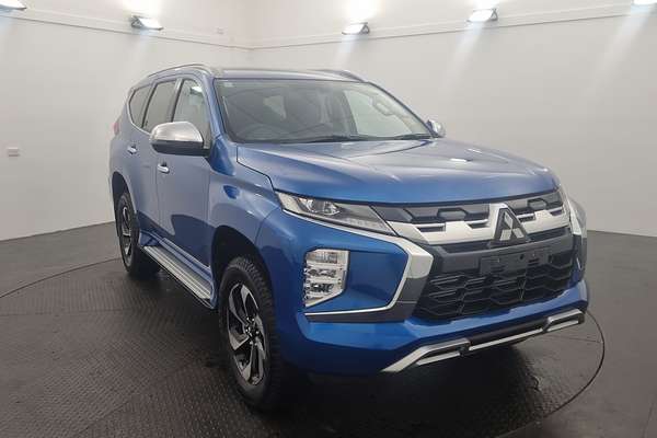 2024 Mitsubishi QG4X46