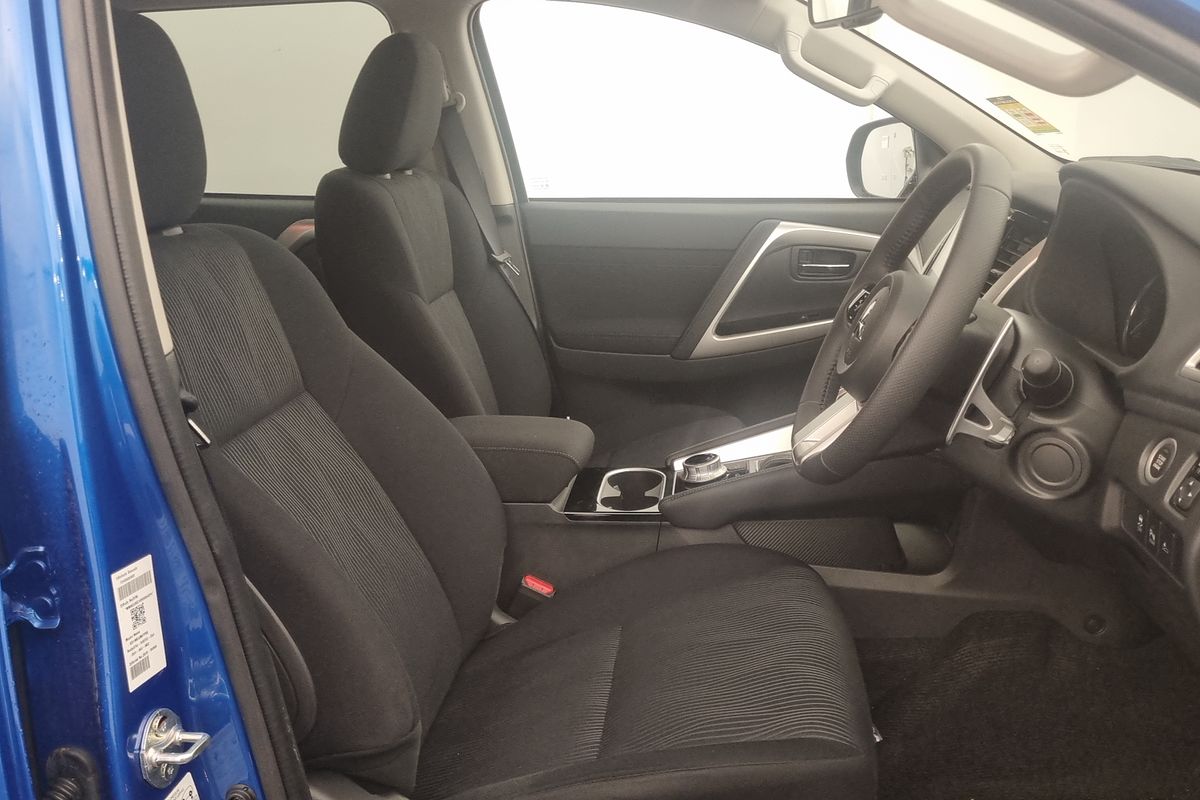 2024 Mitsubishi Pajero Sport GLS QG