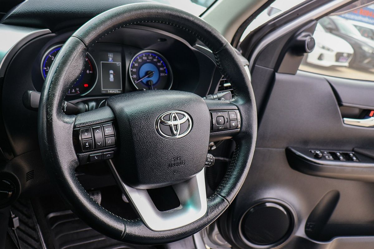 2016 Toyota Hilux SR5 GUN126R 4X4