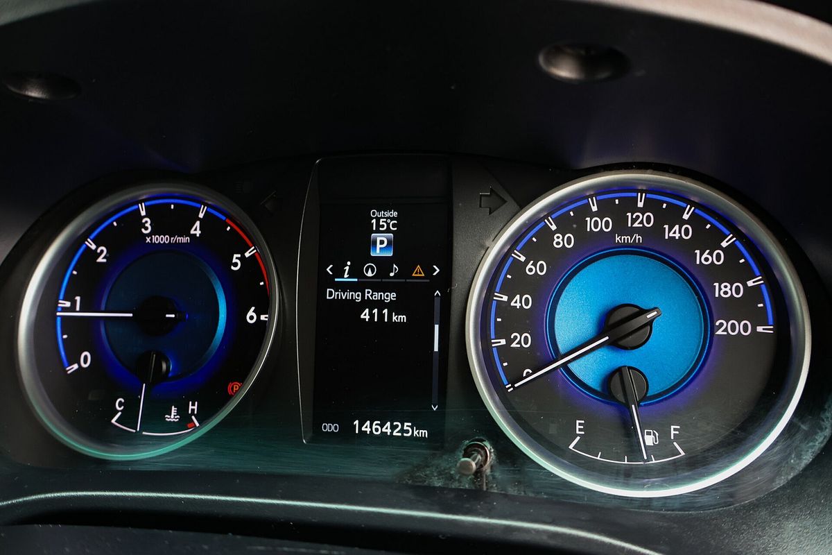 2016 Toyota Hilux SR5 GUN126R 4X4