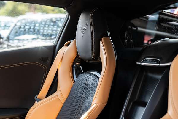 2024 Chevrolet Corvette Stingray 2LT C8