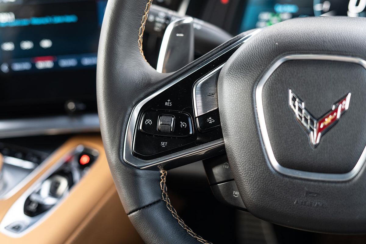 2024 Chevrolet Corvette Stingray 2LT C8