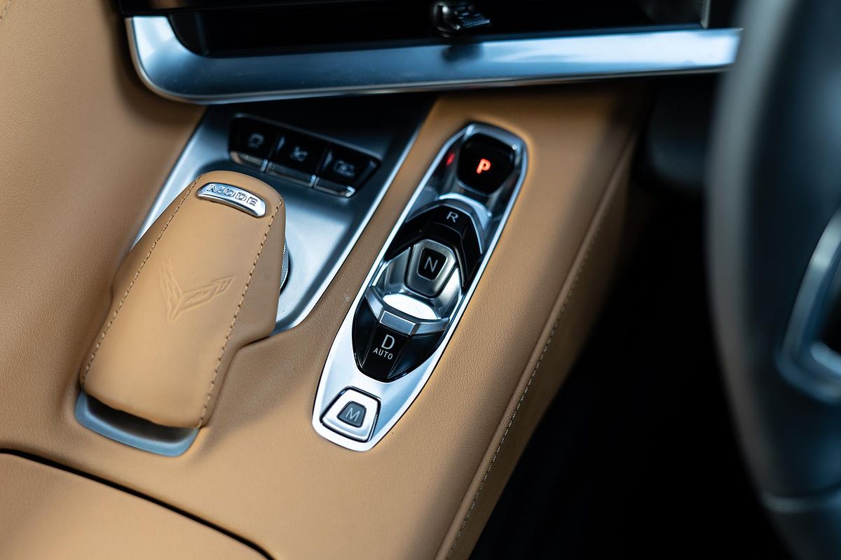 2024 Chevrolet Corvette Stingray 2LT C8