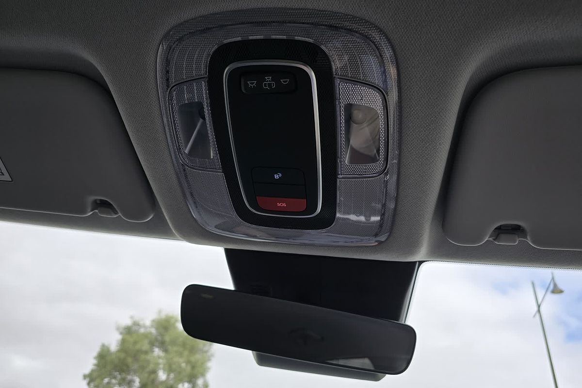 2025 Hyundai Kona Premium SX2.V2