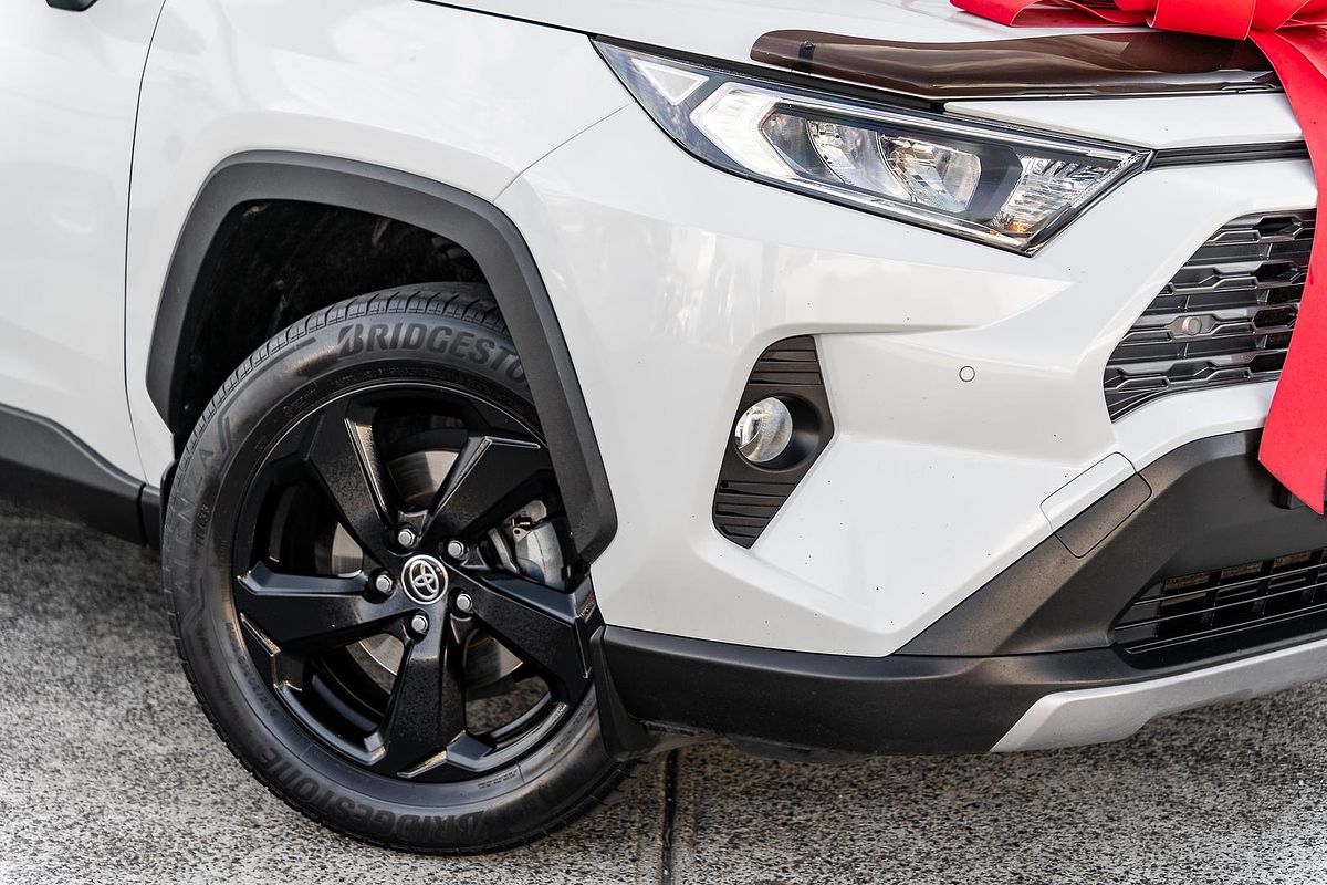 2020 Toyota RAV4 GXL MXAA52R