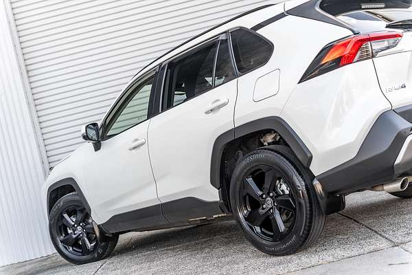 2020 Toyota RAV4 GXL MXAA52R
