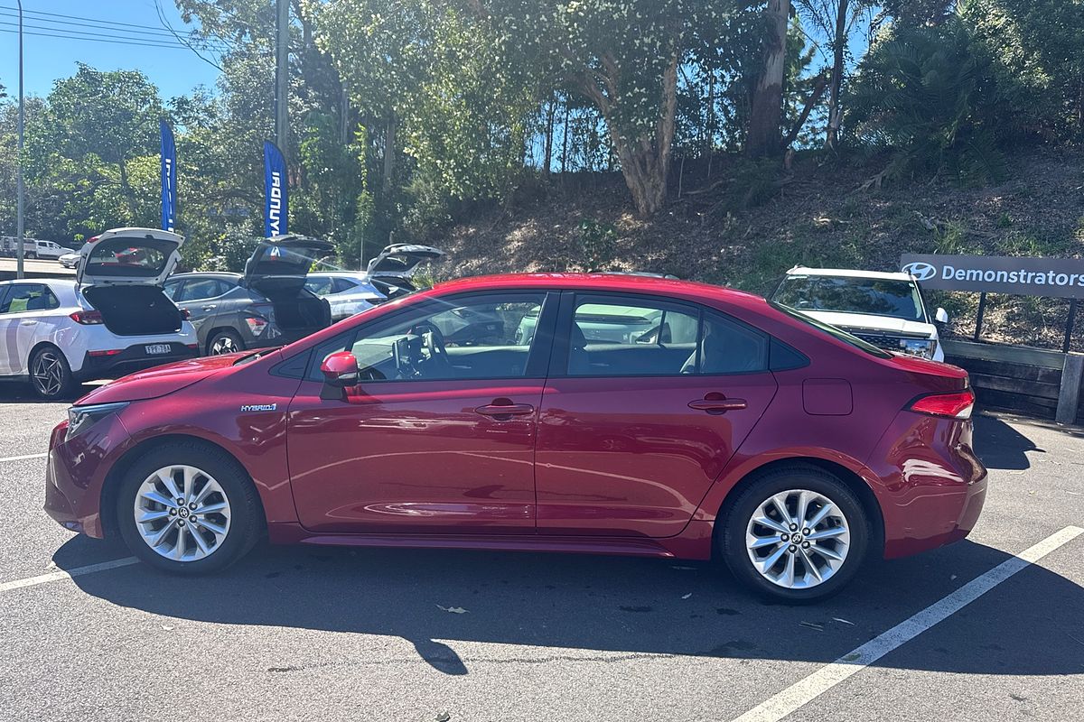 2022 Toyota Corolla Ascent Sport Hybrid ZWE211R