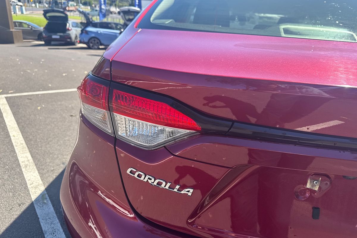 2022 Toyota Corolla Ascent Sport Hybrid ZWE211R
