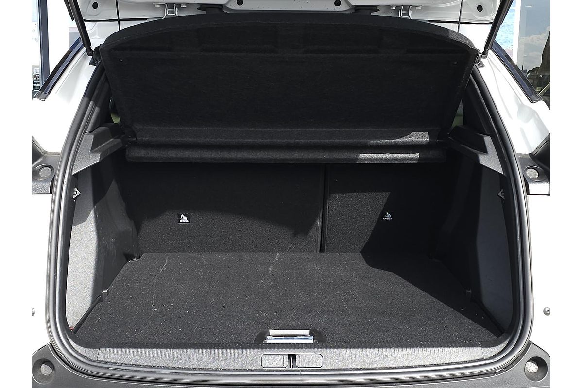 2023 Peugeot 2008 Allure P24