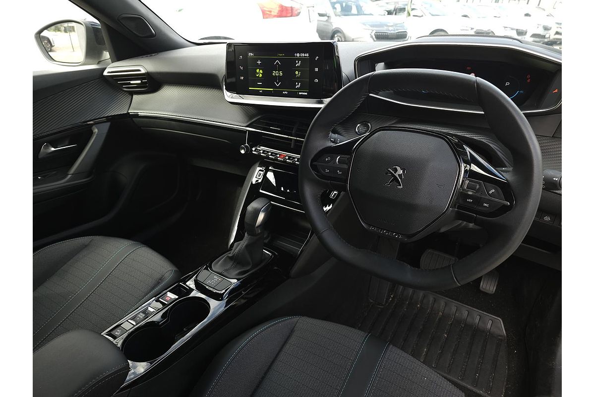 2023 Peugeot 2008 Allure P24