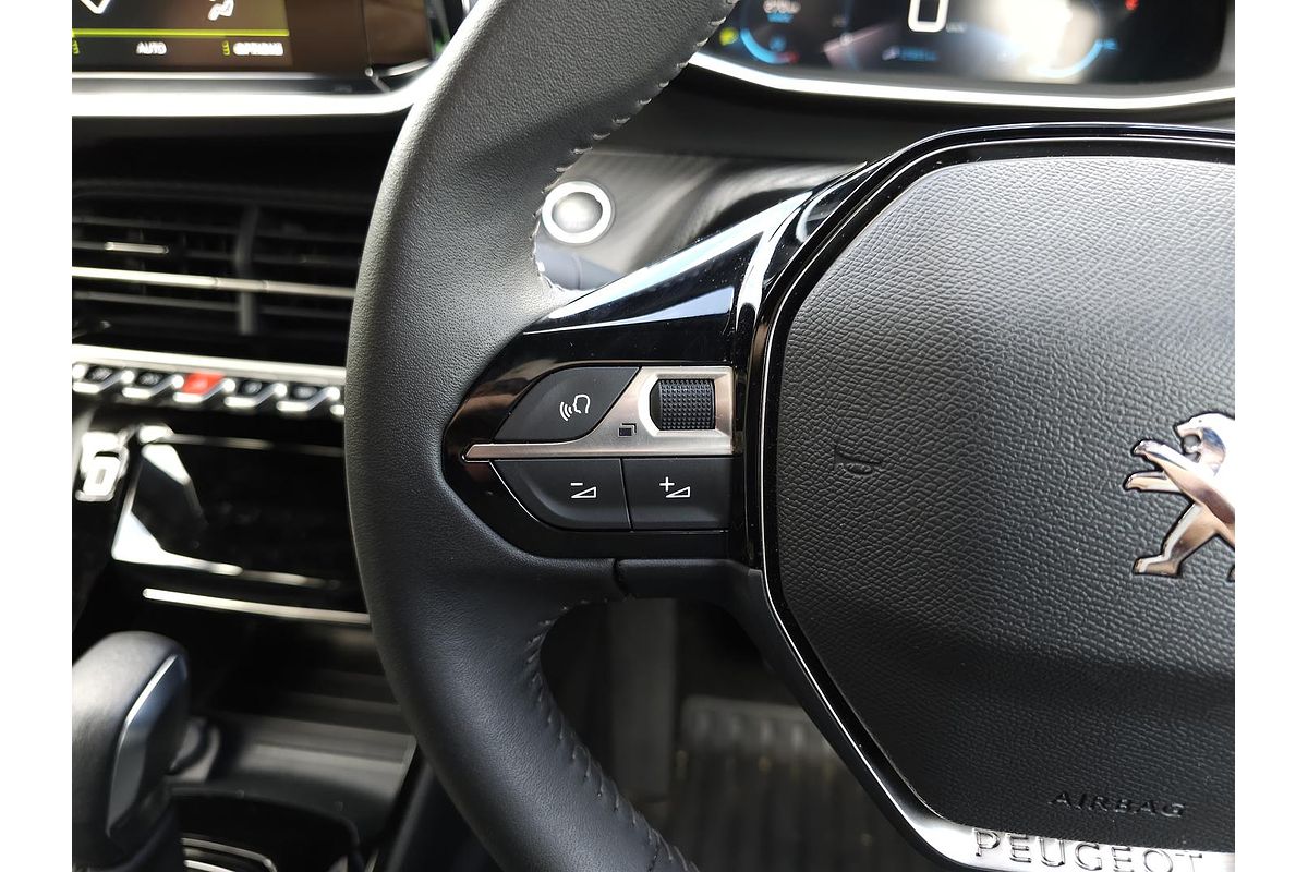 2023 Peugeot 2008 Allure P24