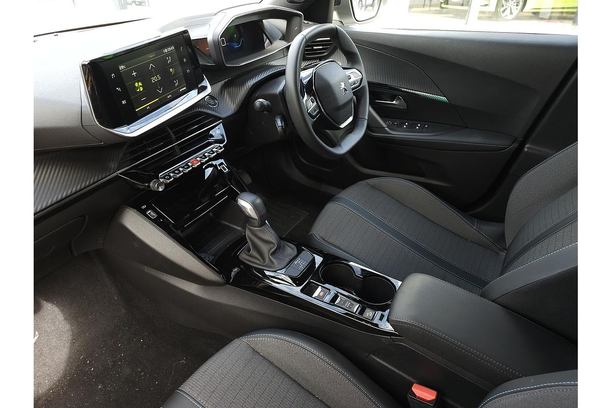2023 Peugeot 2008 Allure P24