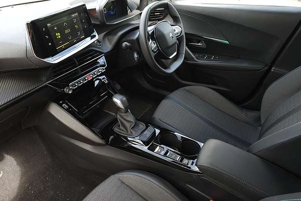 2023 Peugeot 2008 Allure P24