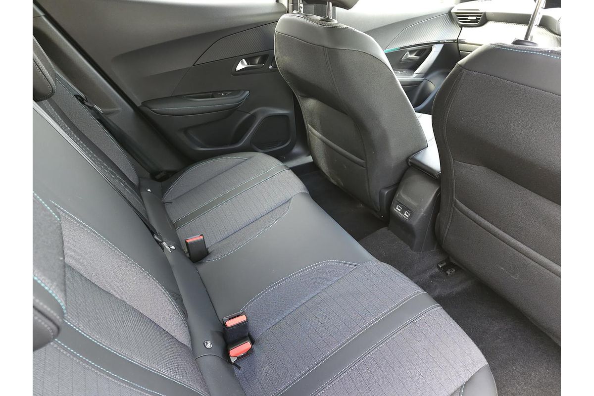 2023 Peugeot 2008 Allure P24