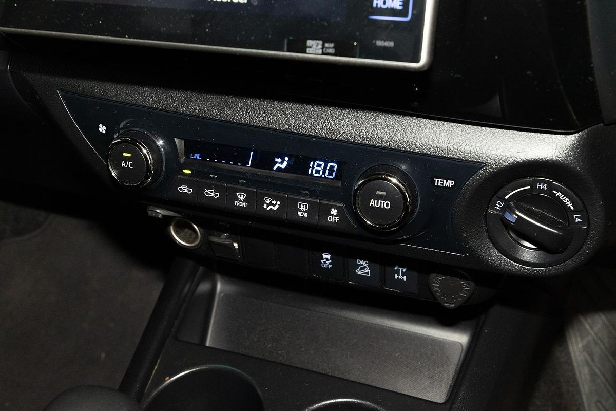 2018 Toyota Hilux SR5 GUN126R 4X4