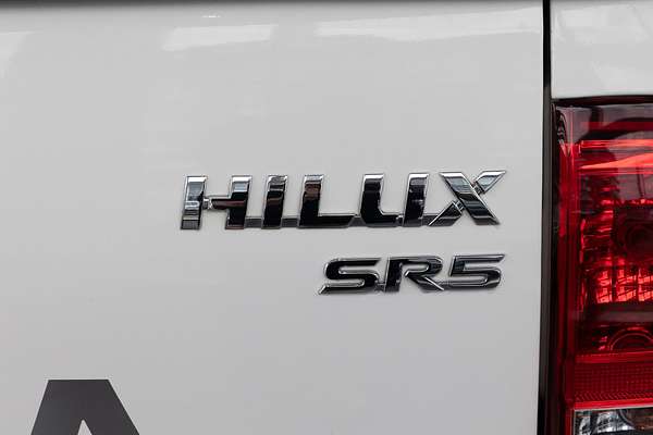 2018 Toyota Hilux SR5 GUN126R 4X4