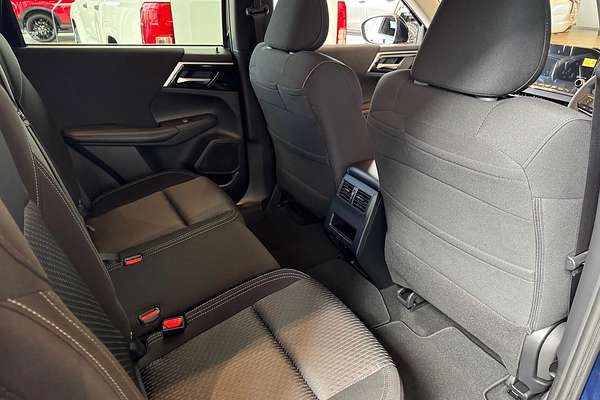 2025 Mitsubishi Outlander LS ZM