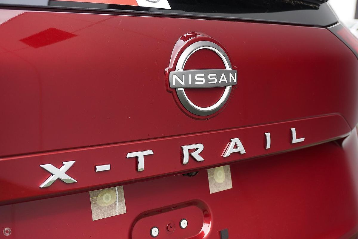 2024 Nissan X-TRAIL ST-L T33