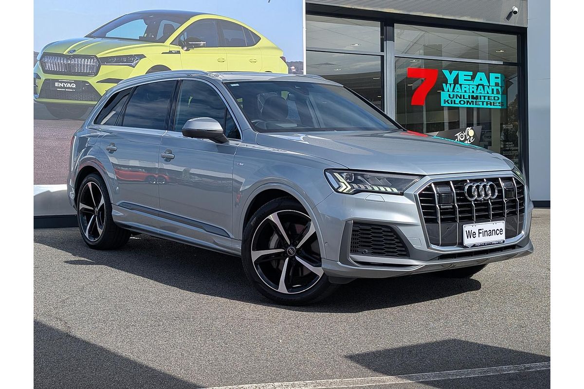 2023 Audi Q7 55 TFSI S line 4M