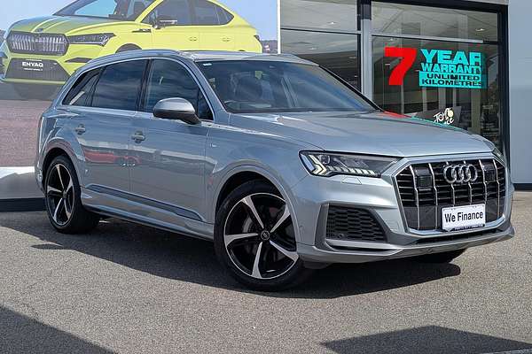 2023 Audi Q7 55 TFSI S line 4M