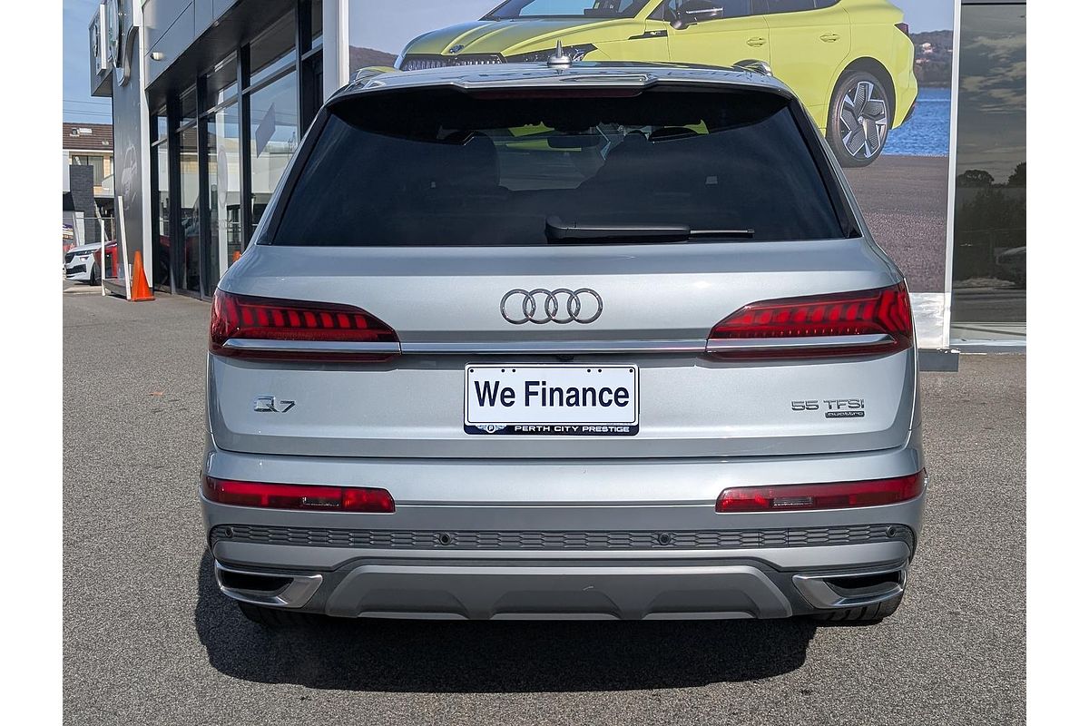 2023 Audi Q7 55 TFSI S line 4M