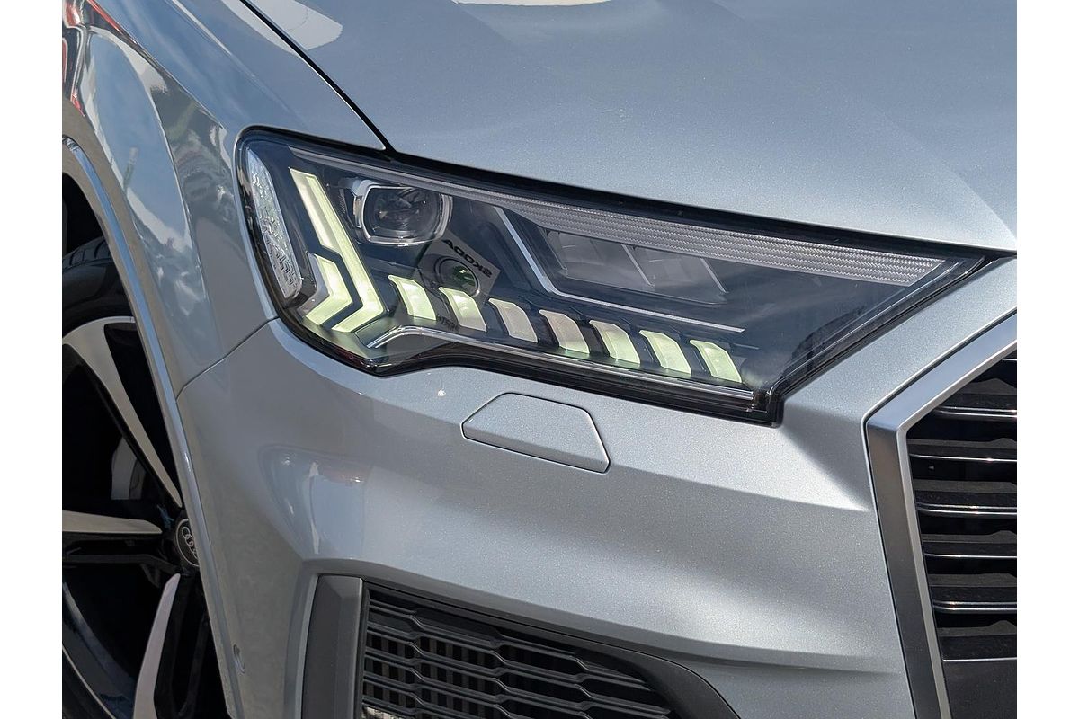 2023 Audi Q7 55 TFSI S line 4M