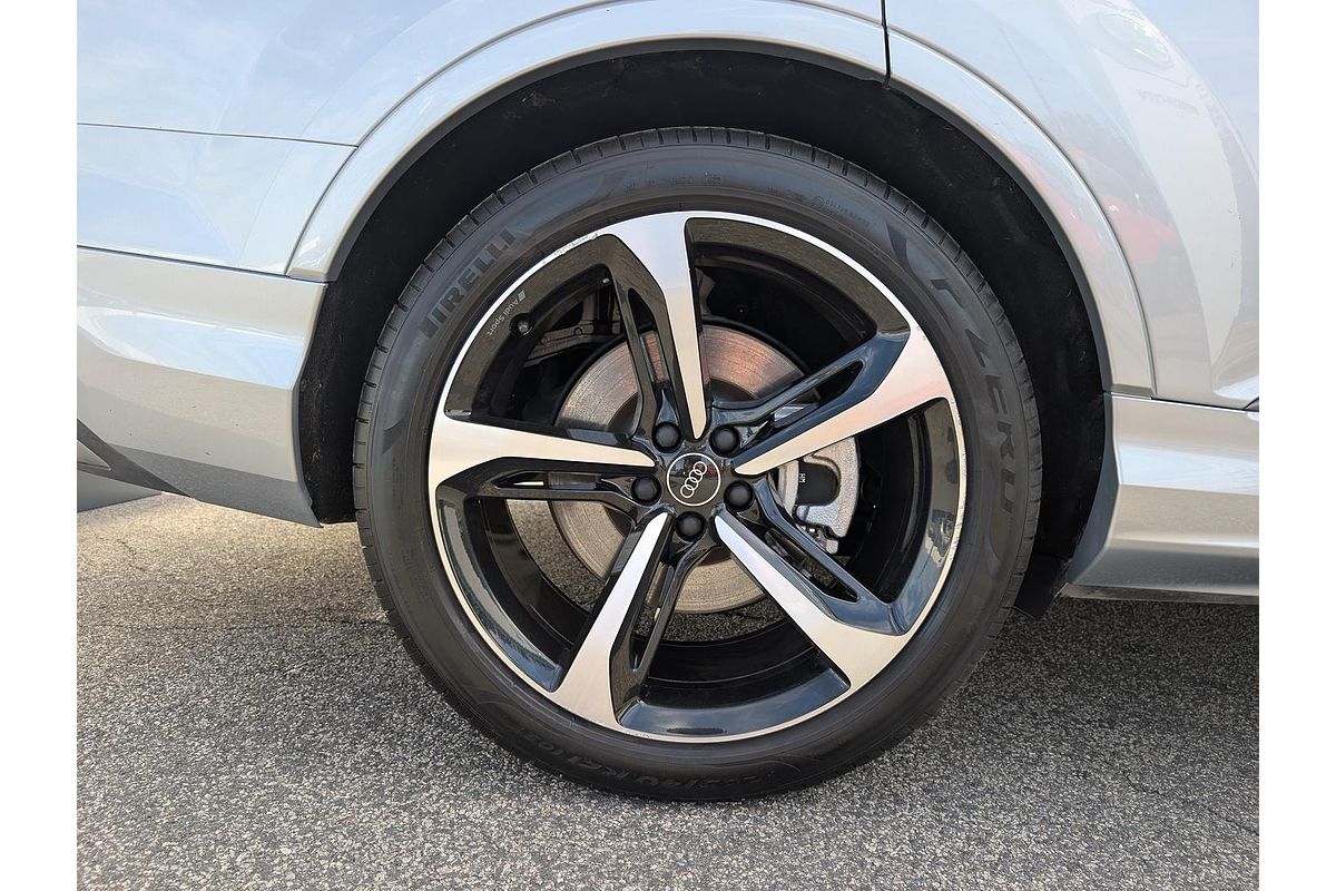 2023 Audi Q7 55 TFSI S line 4M