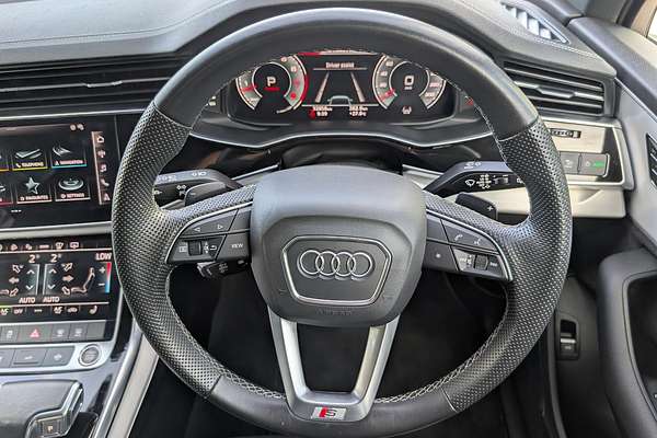 2023 Audi Q7 55 TFSI S line 4M