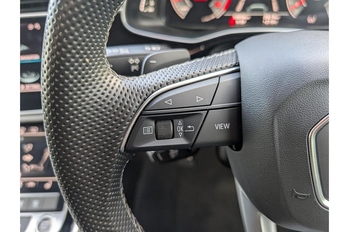 2023 Audi Q7 55 TFSI S line 4M