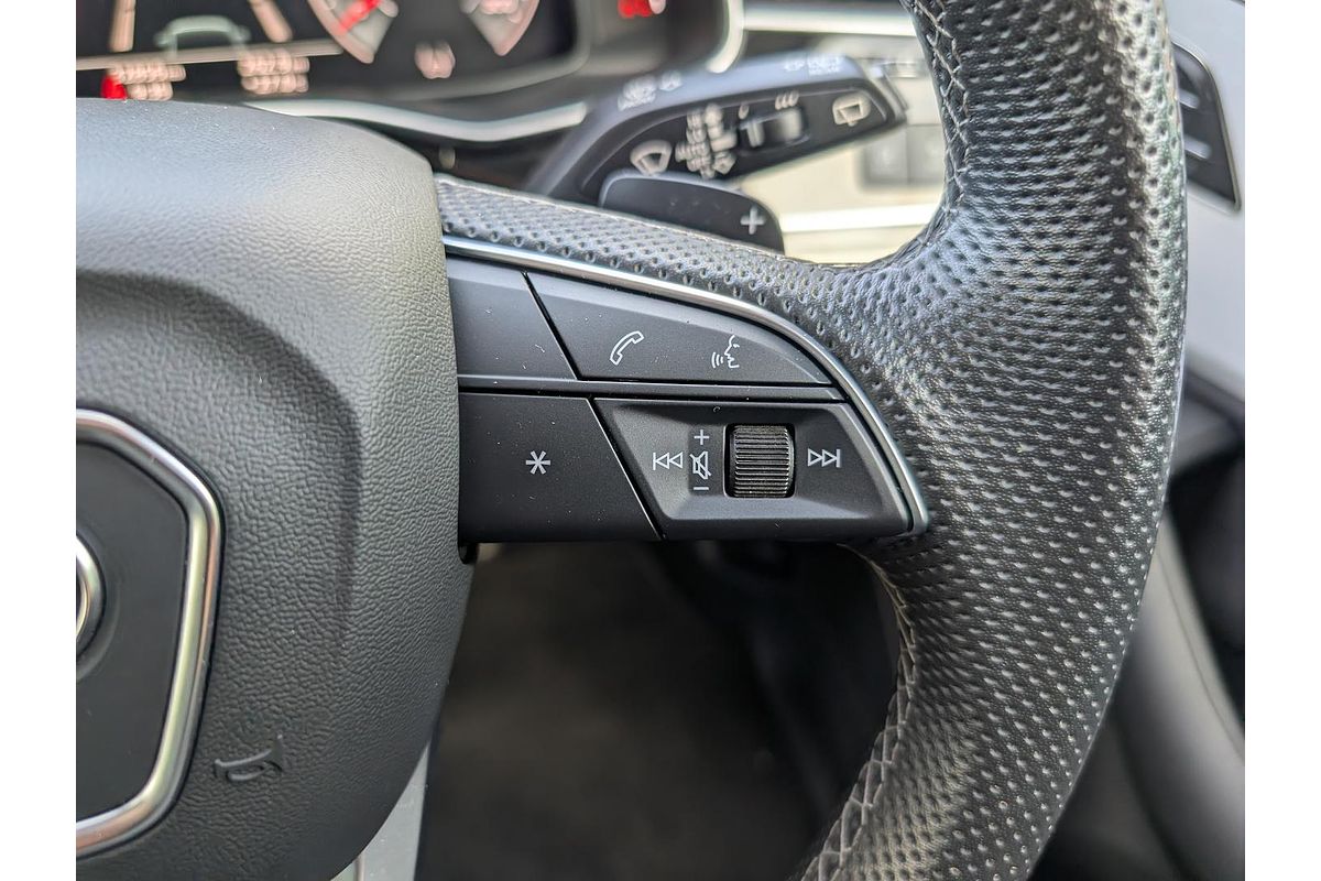 2023 Audi Q7 55 TFSI S line 4M