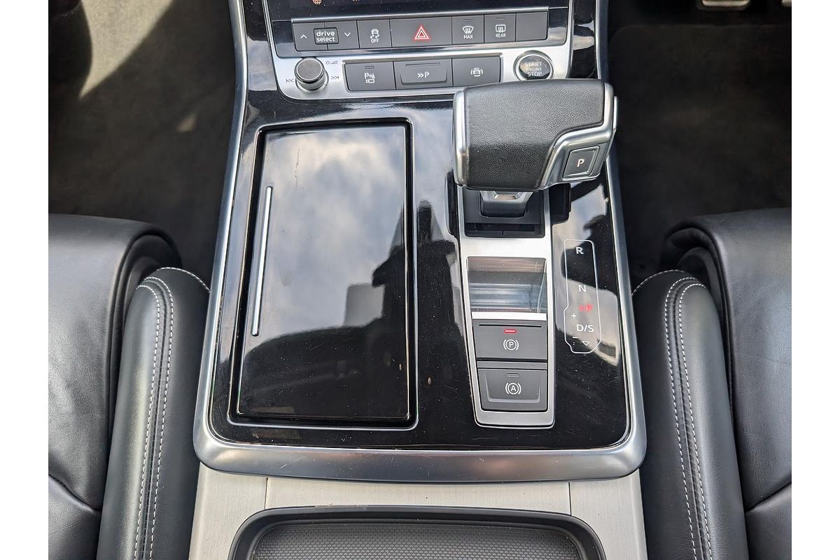 2023 Audi Q7 55 TFSI S line 4M
