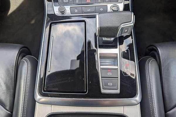 2023 Audi Q7 55 TFSI S line 4M