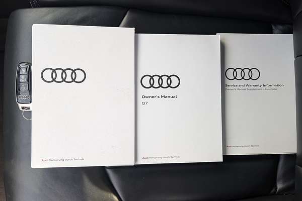 2023 Audi Q7 55 TFSI S line 4M