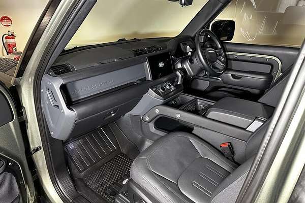 2021 Land Rover Defender 90 P400 X L663