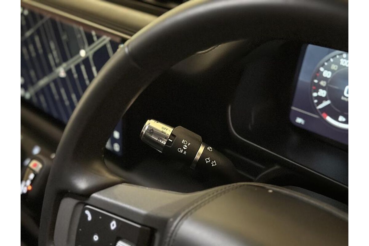 2021 Land Rover Defender 90 P400 X L663