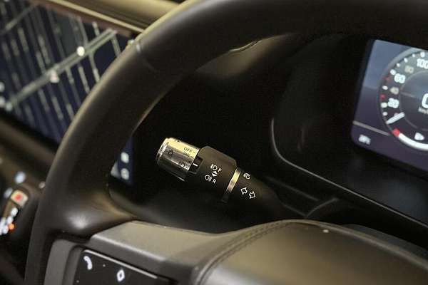 2021 Land Rover Defender 90 P400 X L663