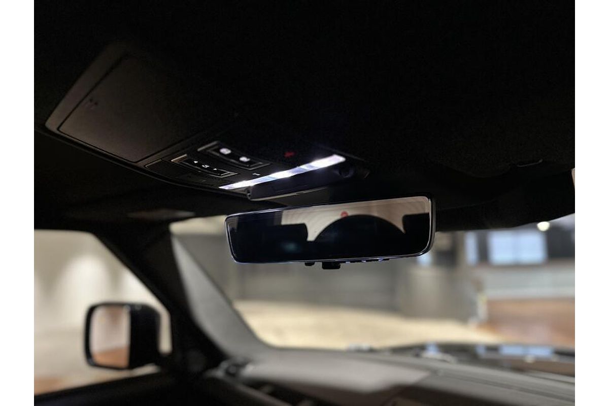 2021 Land Rover Defender 90 P400 X L663