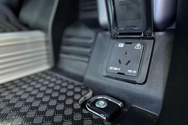 2021 Land Rover Defender 90 P400 X L663