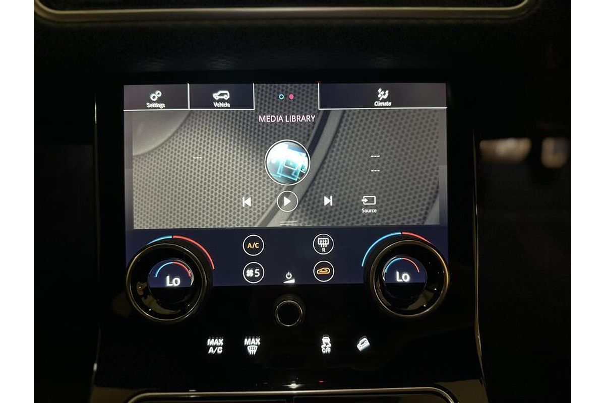 2018 Land Rover Range Rover Velar P300 R-Dynamic SE L560
