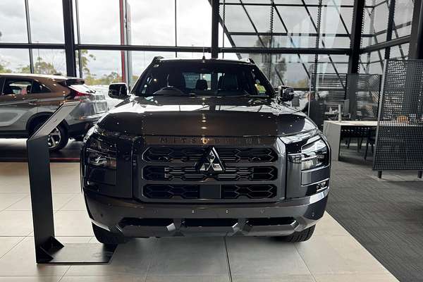 2024 Mitsubishi Triton GSR MV 4X4